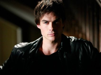 425_vampirediaries_cm_091209.jpg