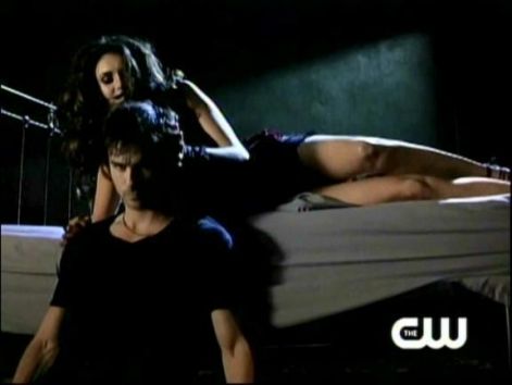 vampire-diaries-season2-promo-stills-elena-gilbertaskatherineseason2.jpg